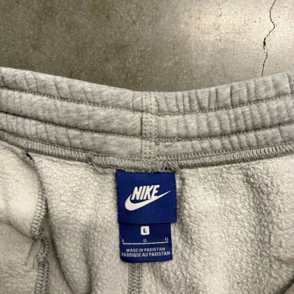 Nike Mens Club Fleece Joggers Gray Sweatpants Large BV2671-063